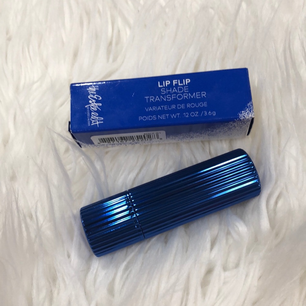Estée Lauder Lip Flip in Turn Up